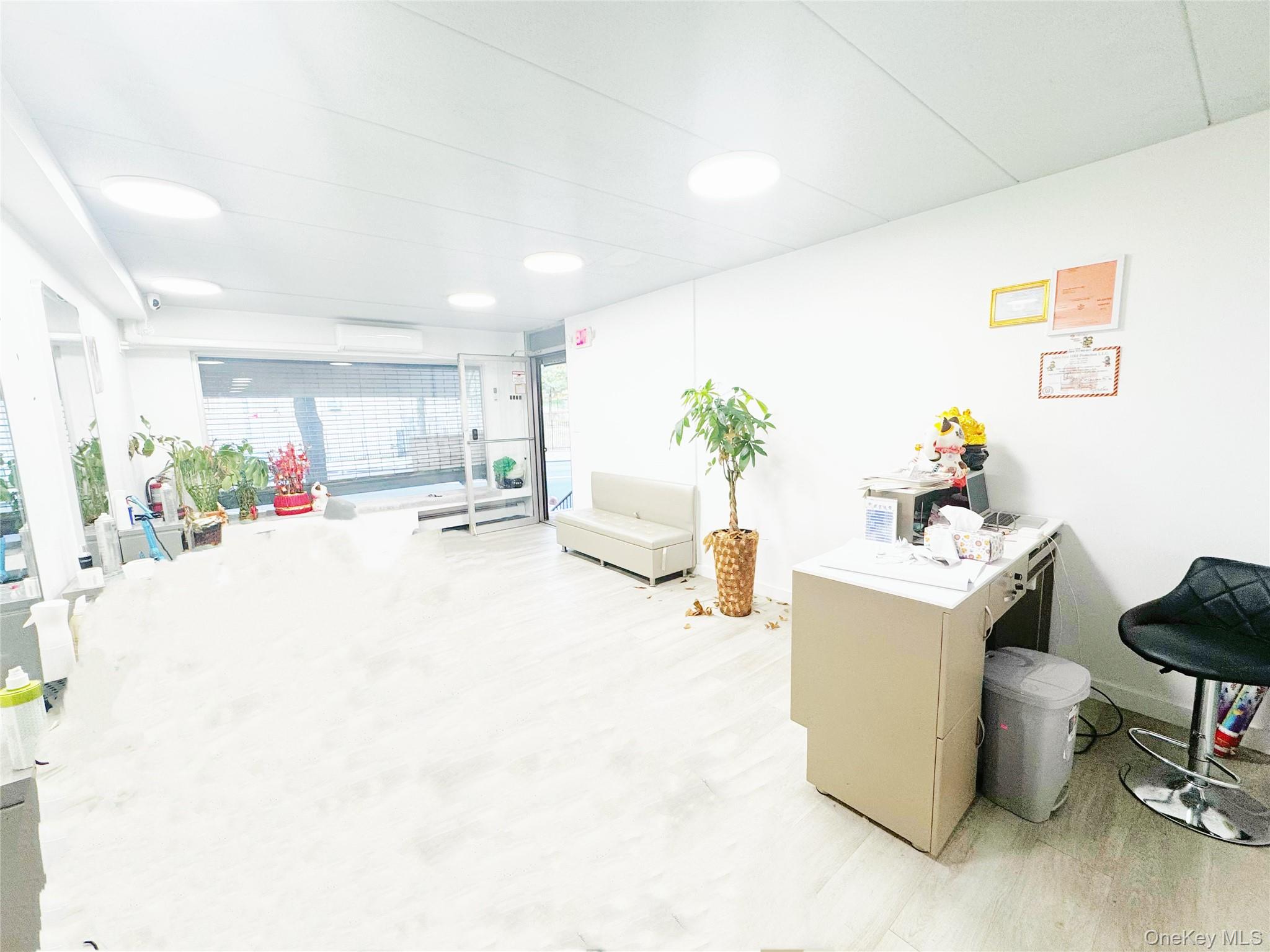 35-26 UNION ST UNION ST