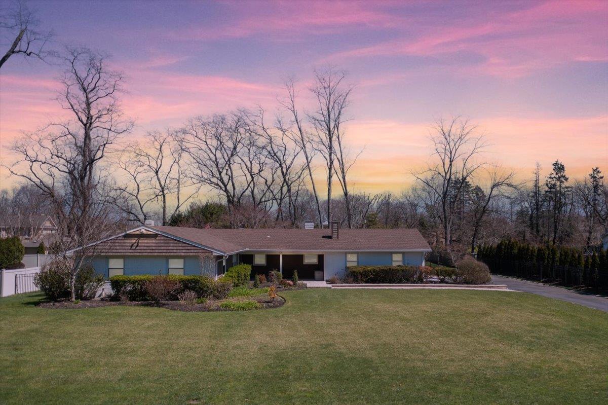 122 Burrs Lane, Dix Hills, New York image 1