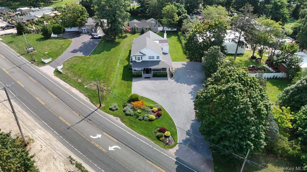 Photo of 250 Montauk Highway, East Moriches, NY 11940 (MLS # 1039854)