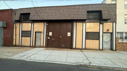 14-24 118th Street College Point NY 11356