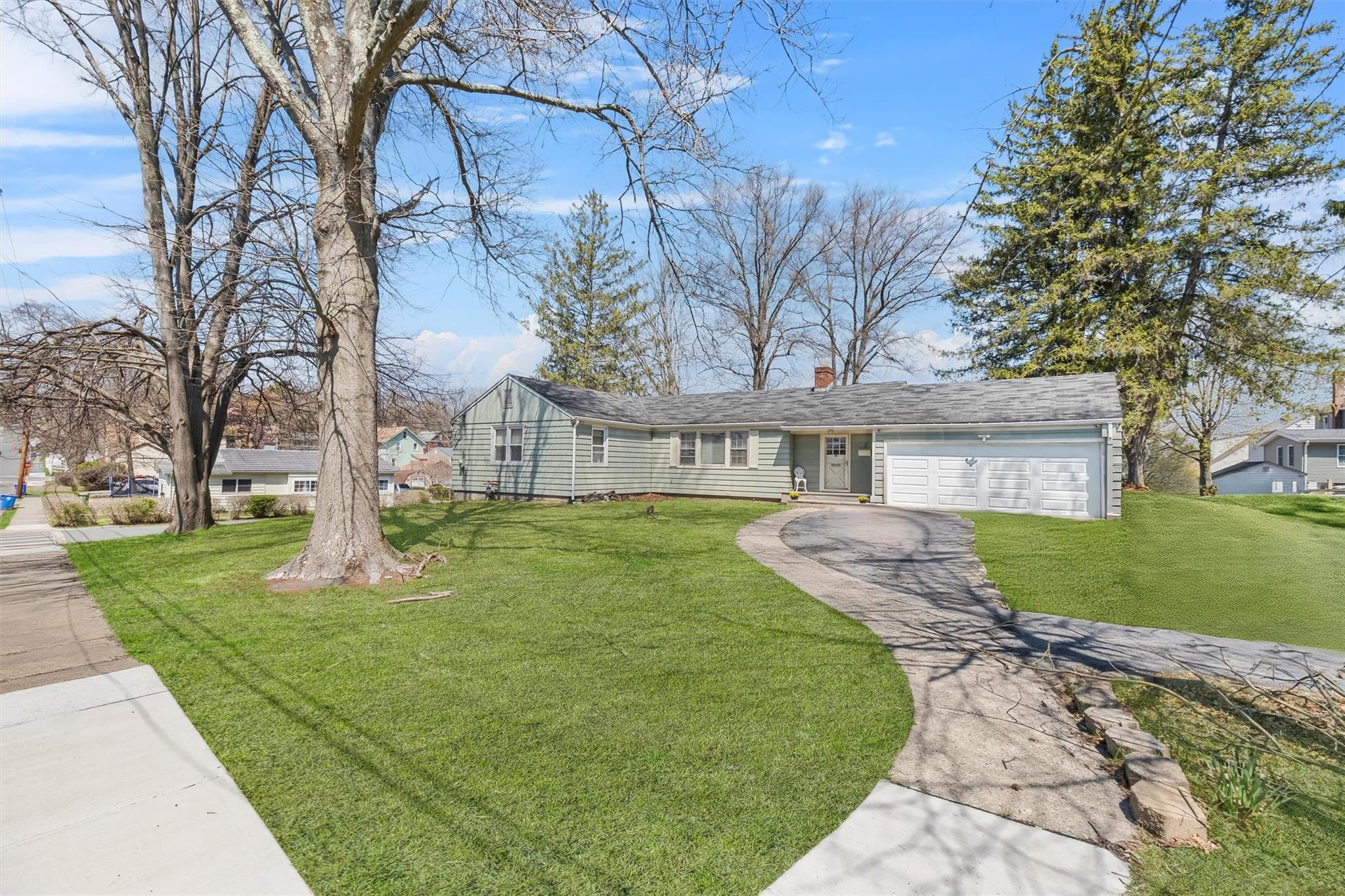 7 Roosevelt Avenue, Middletown, New York image 2