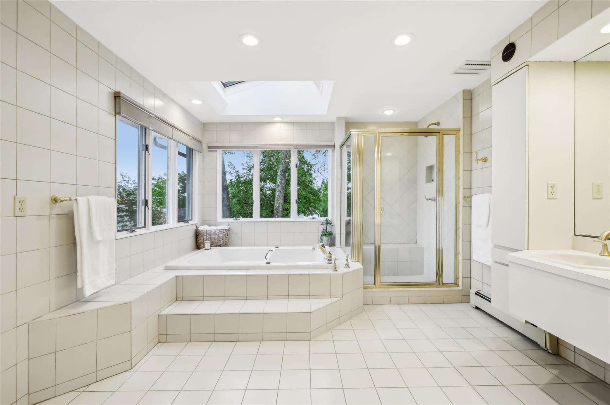52 Bowman Lane, Kings Park, New York image 20