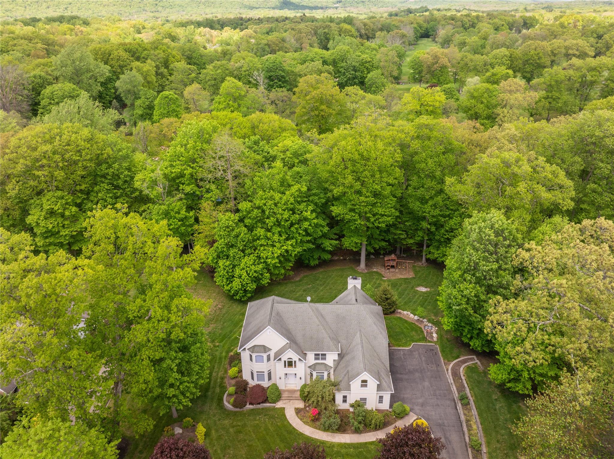 9 Golf Course Drive, Suffern, New York image 47