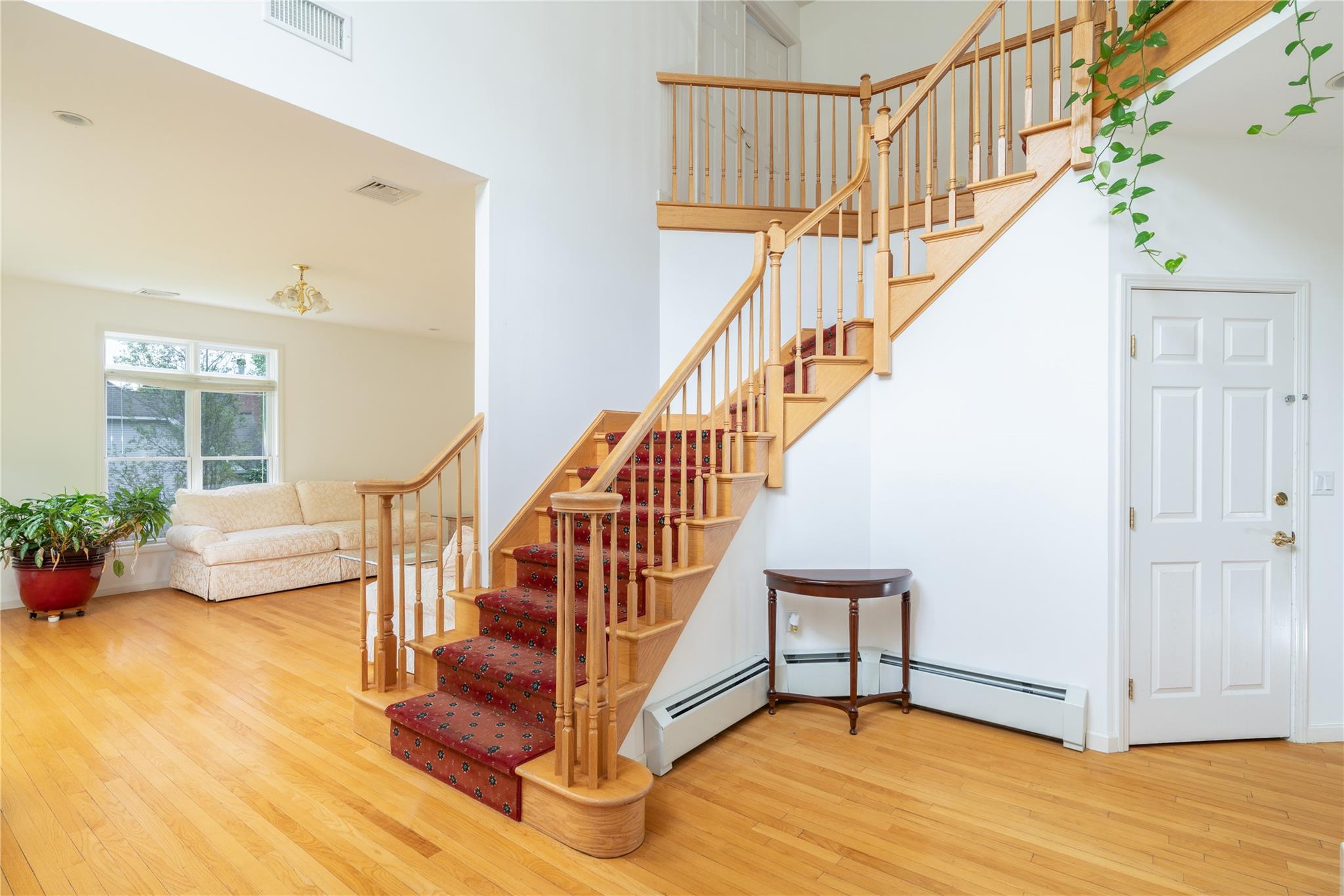 9 Golf Course Drive, Suffern, New York image 7