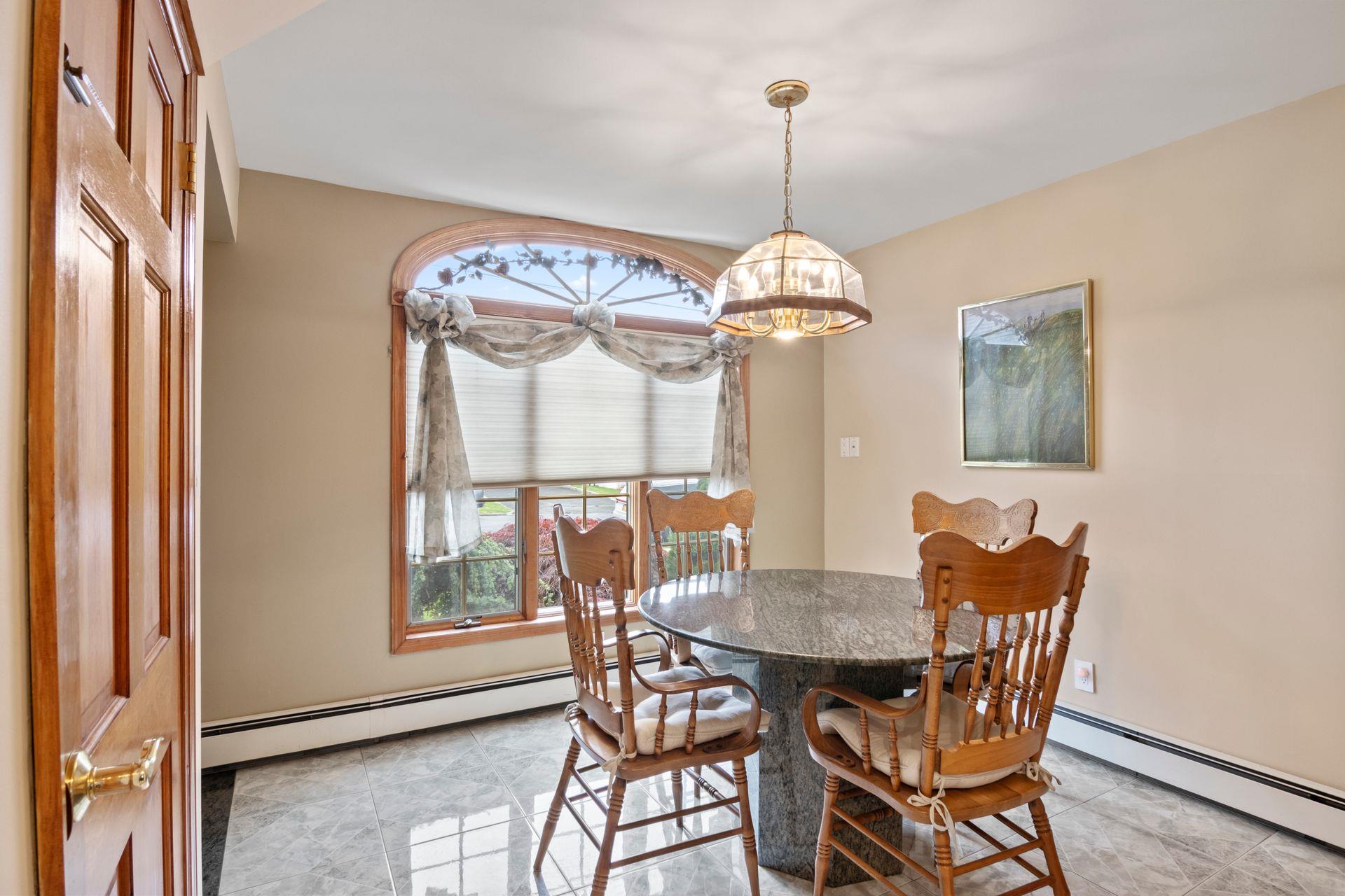13 Evans Avenue, Albertson, New York image 16