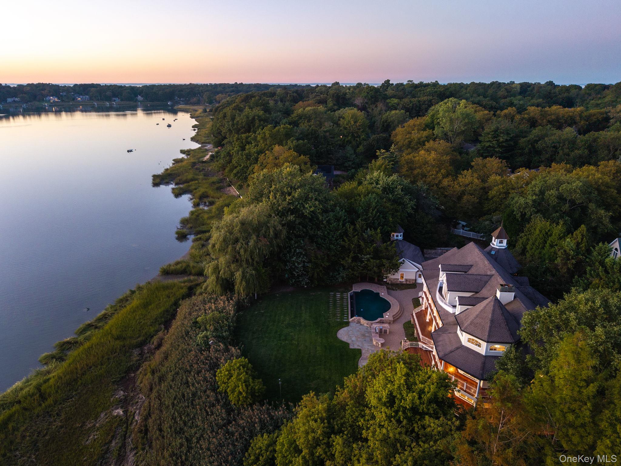 Photo 1 of 39 — 29 Gaul Road S, East Setauket, NY 11733