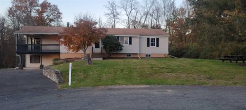 Homes For Sale - 5 Haymaker Ln<br/> Plattekill, NY 12589