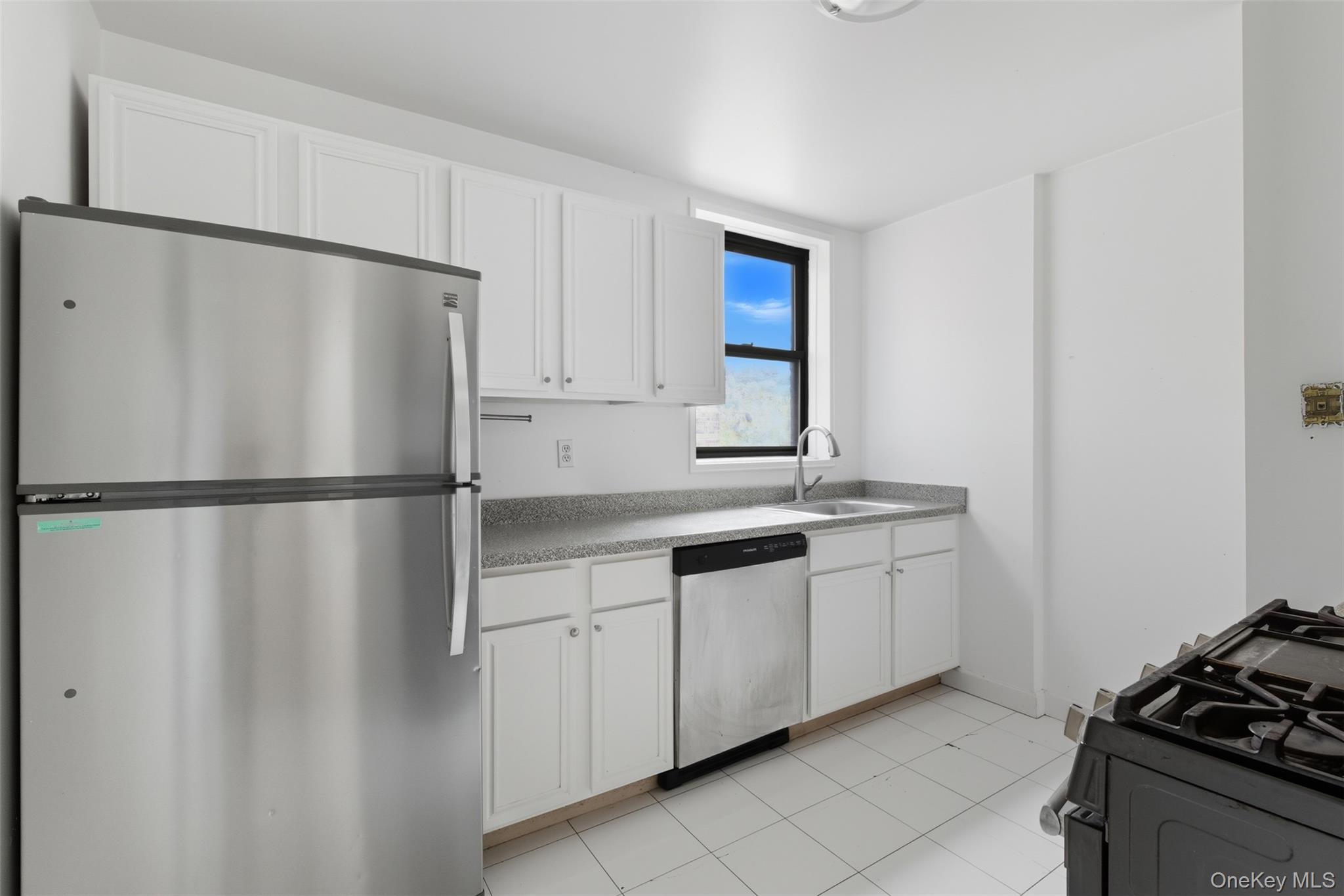 119 South Highland Avenue 5B