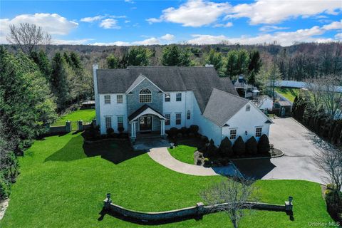 92 Sweetgum Lane Miller Place NY 11764