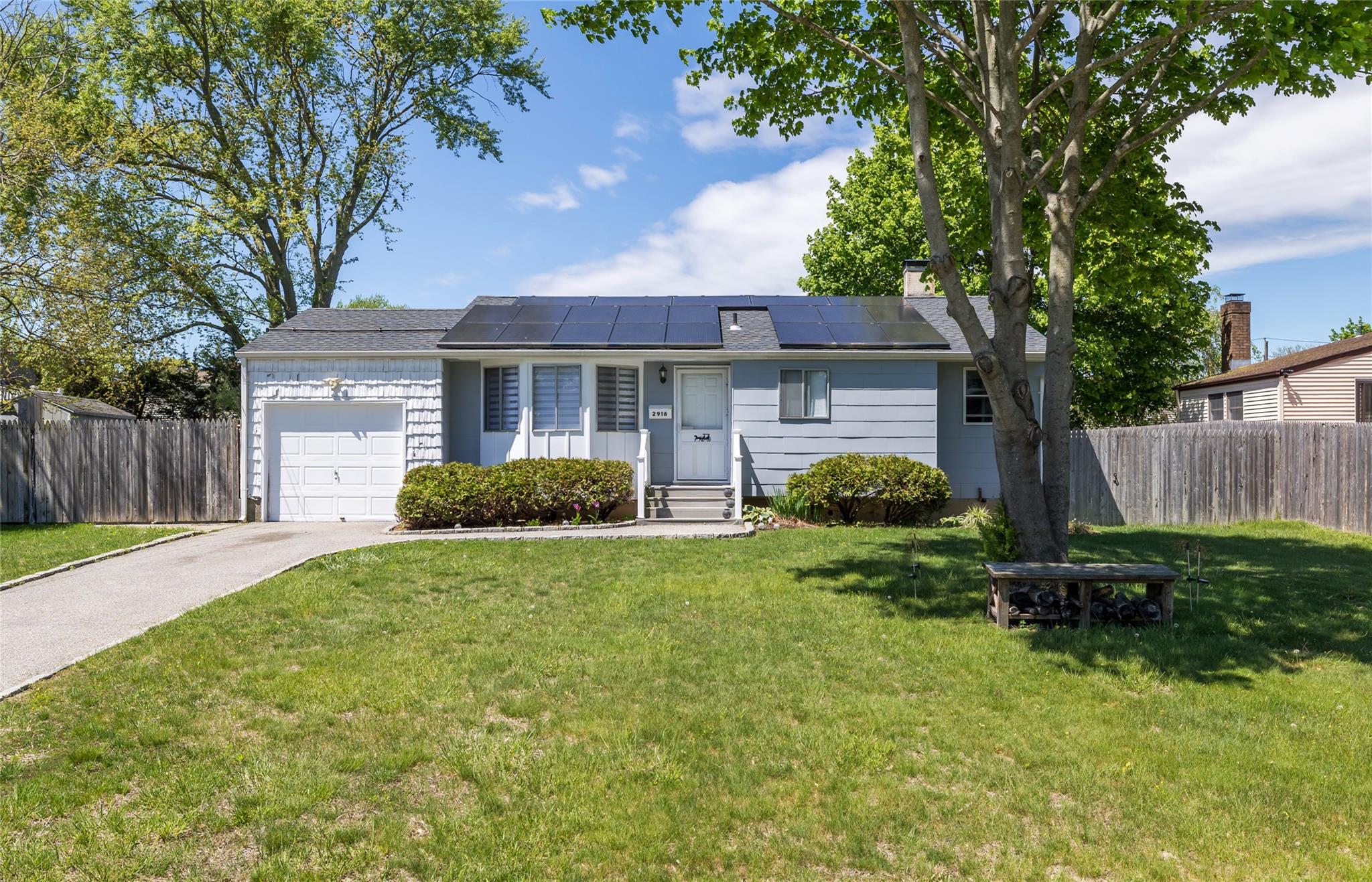 2916 Rhode Island Avenue, Medford, New York image 1