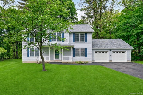 Homes For Sale - 9 Karen Court<br/> Rock Tavern, NY 12575