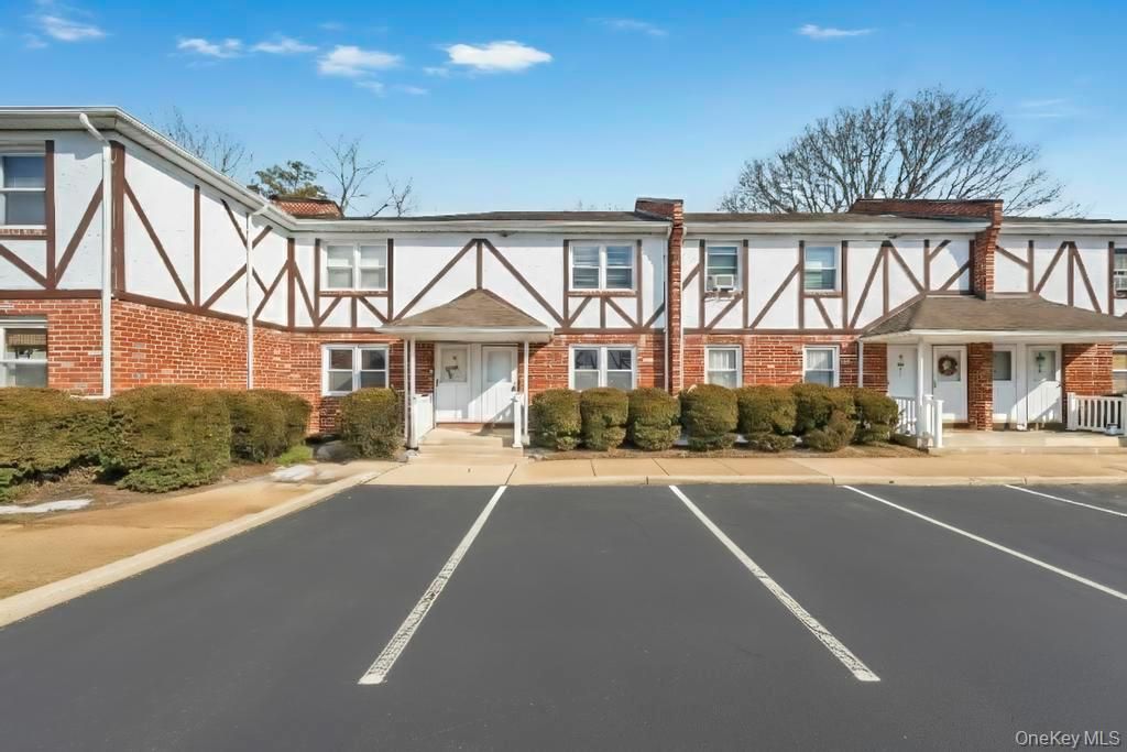 Photo of 2066 Lakeview Road #A, Bellmore, NY 11710 (MLS # 961062)