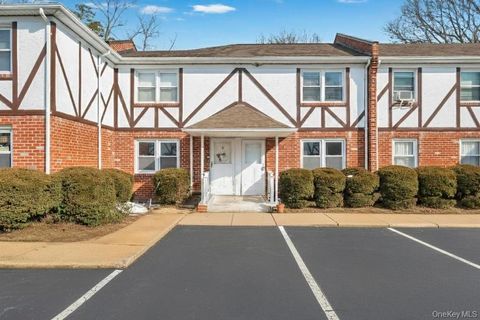 Condo For Sale - 2066 Lakeview Road #A<br/> Bellmore, NY 11710