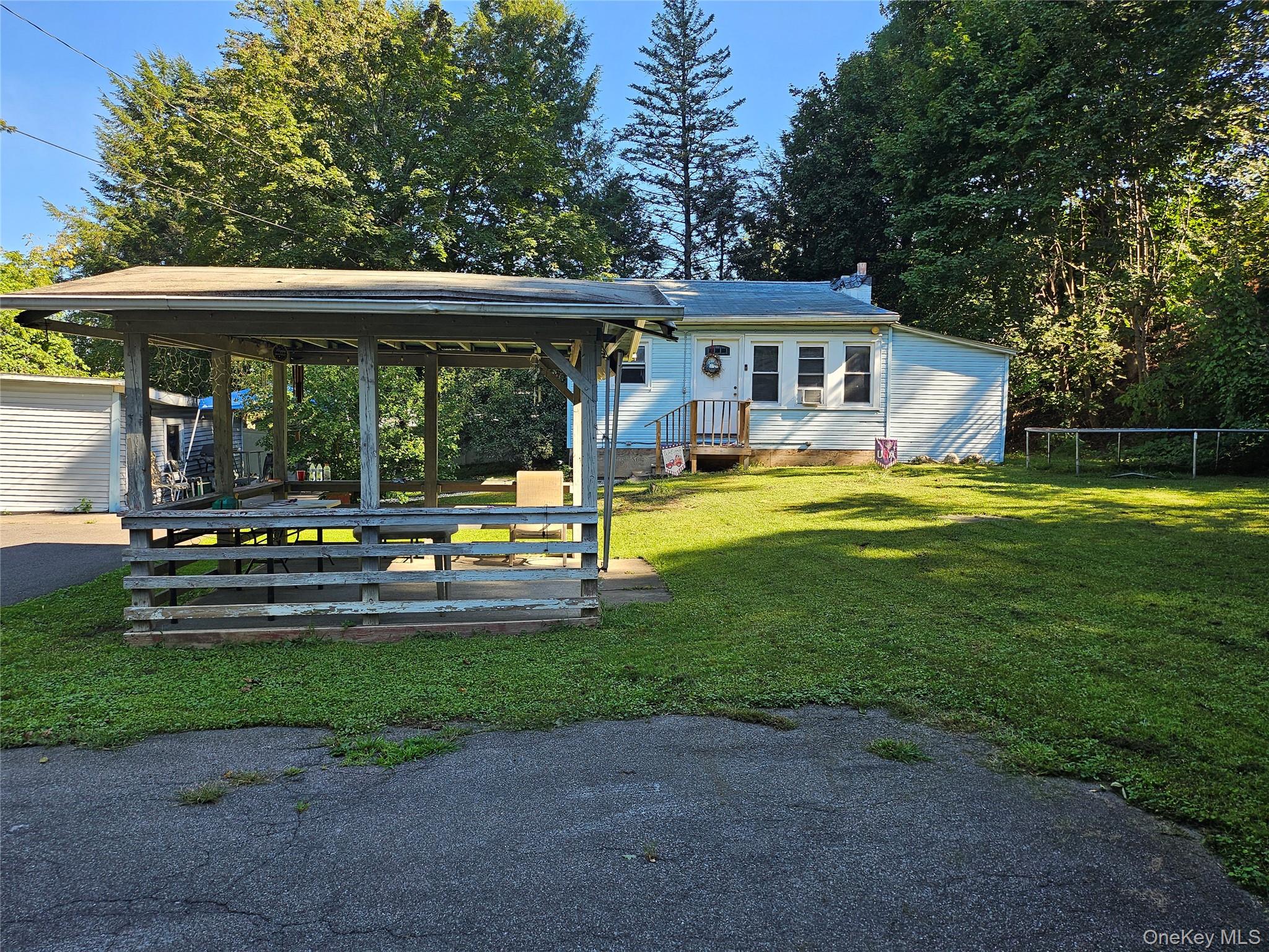 60 Carle Terrace