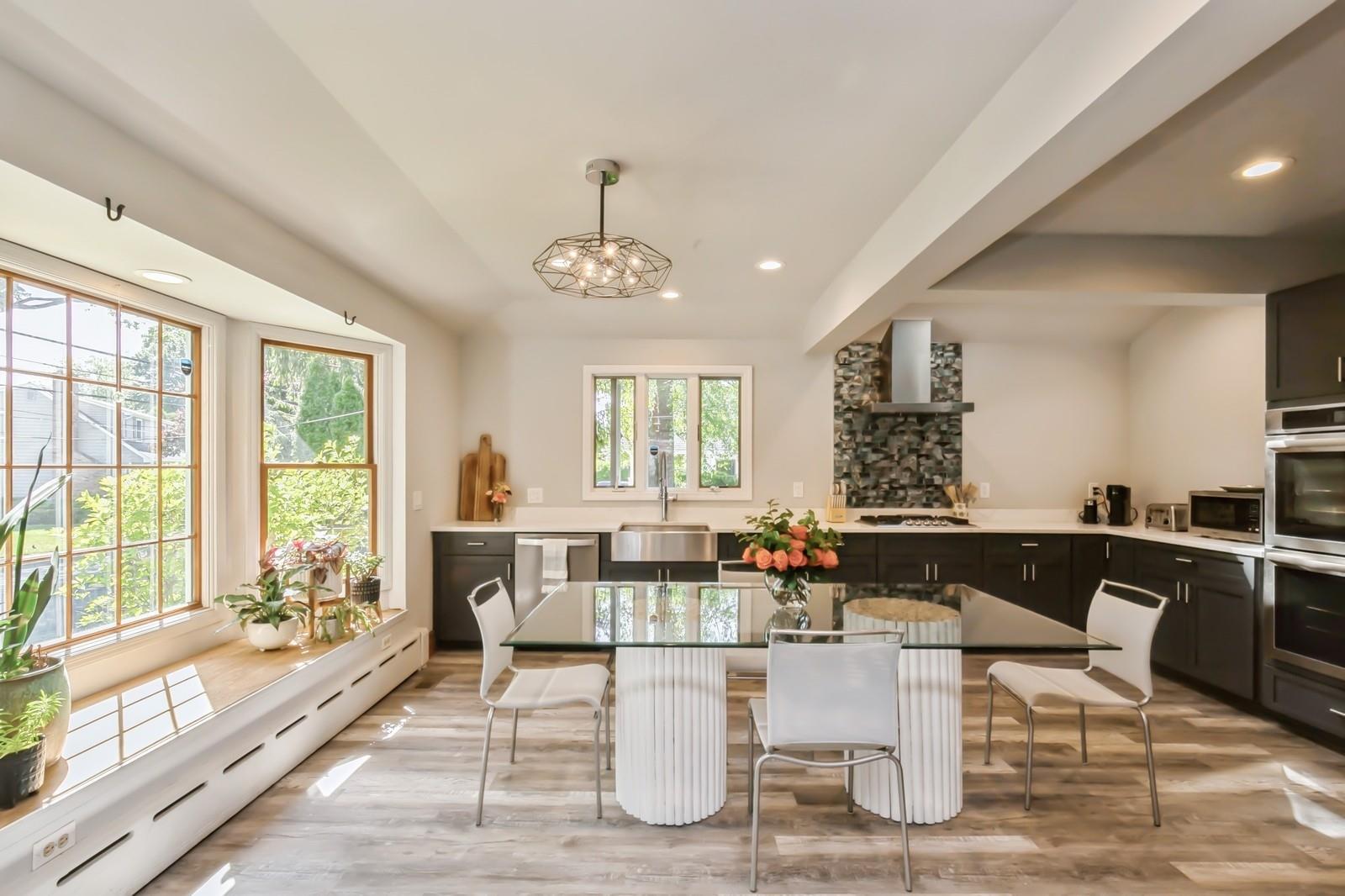 4 Cayuga Avenue, East Northport, New York image 19