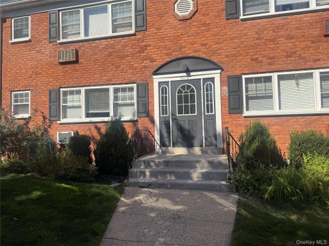 Homes For Sale - 1879 Crompond Road #F6<br/> Peekskill, NY 10566