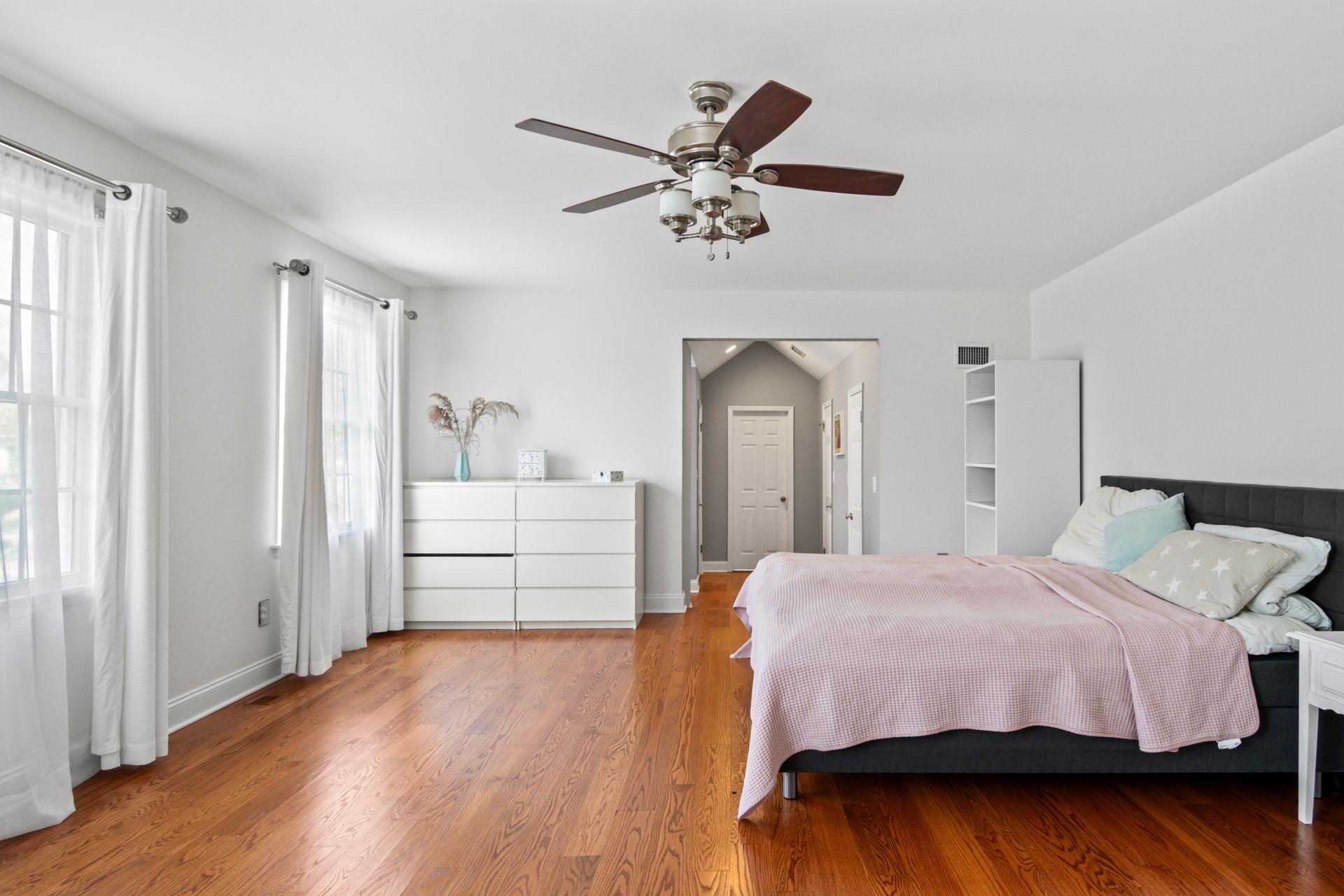 3 Heron Hill, Stony Brook, New York image 12