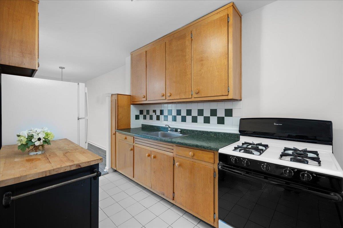 1299 Palmer Avenue #125, Larchmont, New York image 9