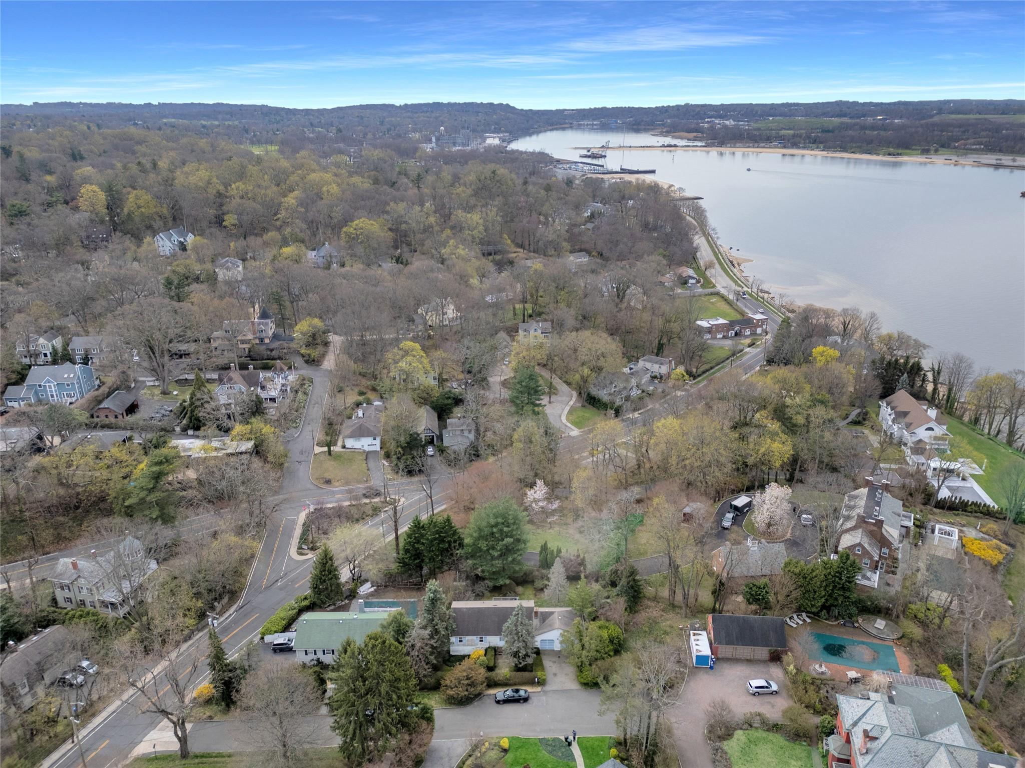 3 Sheridan Lane, Sea Cliff, New York image 3