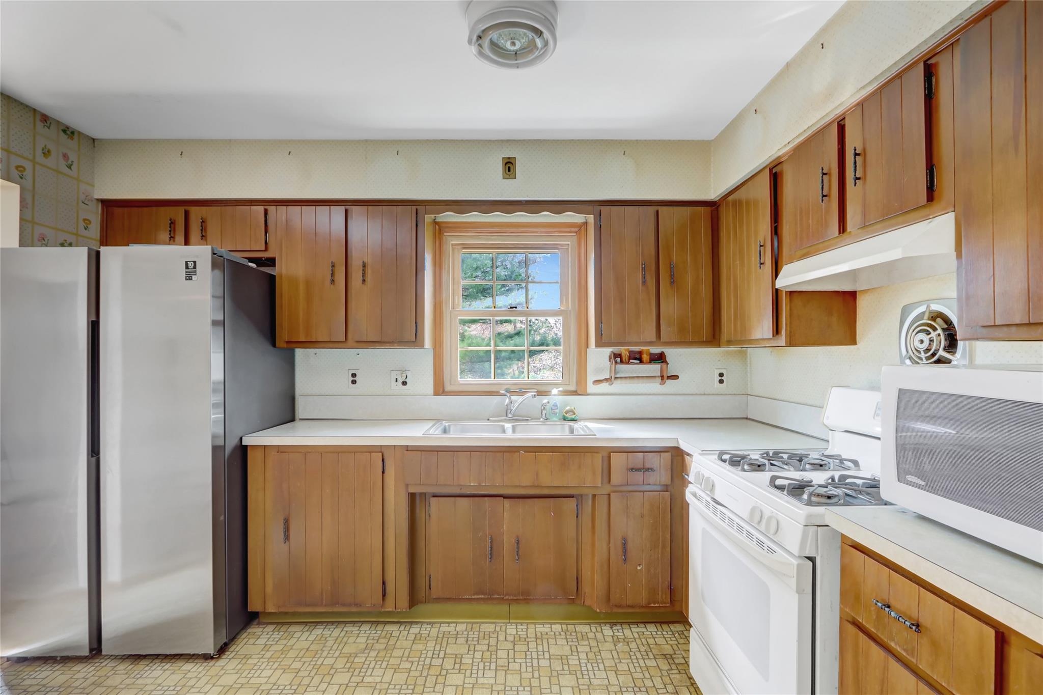 3 Sheridan Lane, Sea Cliff, New York image 14