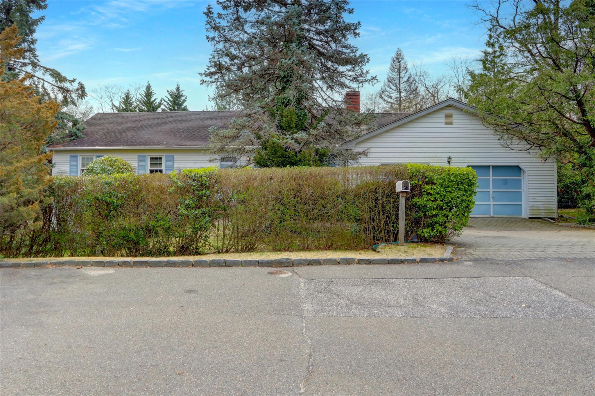 3 Sheridan Lane, Sea Cliff, New York image 5