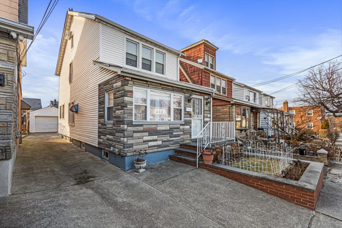 59-20 Parsons Boulevard, Flushing, New York image 2