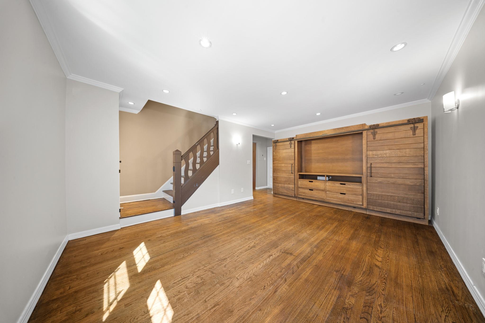 40-40 203rd Street #12B, Bayside, New York image 2
