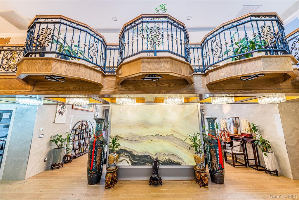 Photo of 2 Summerwind Drive, Glen Head, NY 11545 (MLS # 951407)