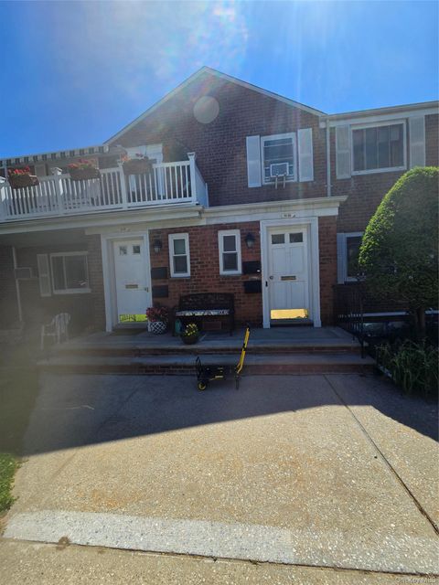Other For Rent - 7058 260th Street #15H42<br/> Glen Oaks, NY 11004