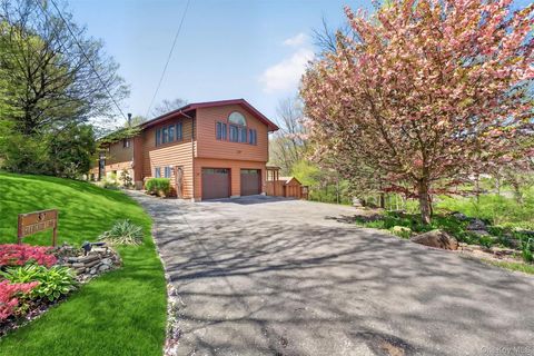 37 Glengary Lane Croton-on-Hudson NY 10520