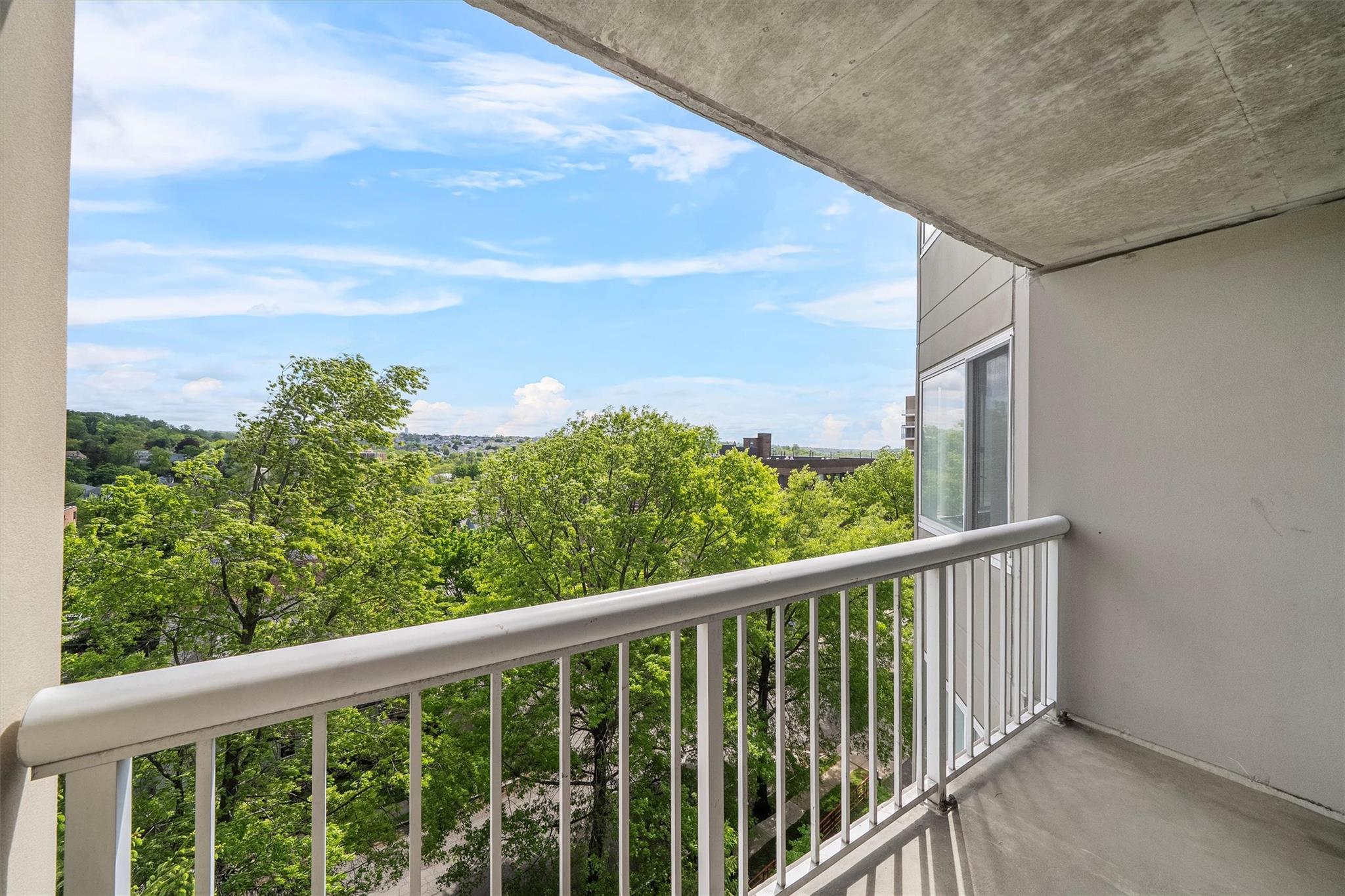 10 Stewart Place #4DE, White Plains, New York image 16