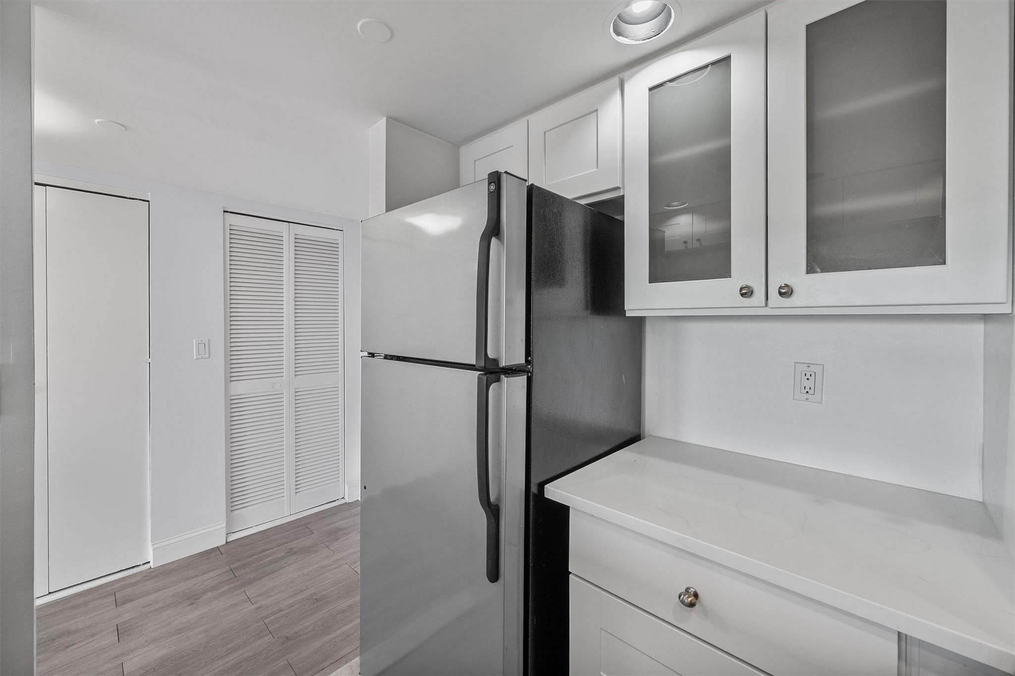 10 Stewart Place #4DE, White Plains, New York image 10