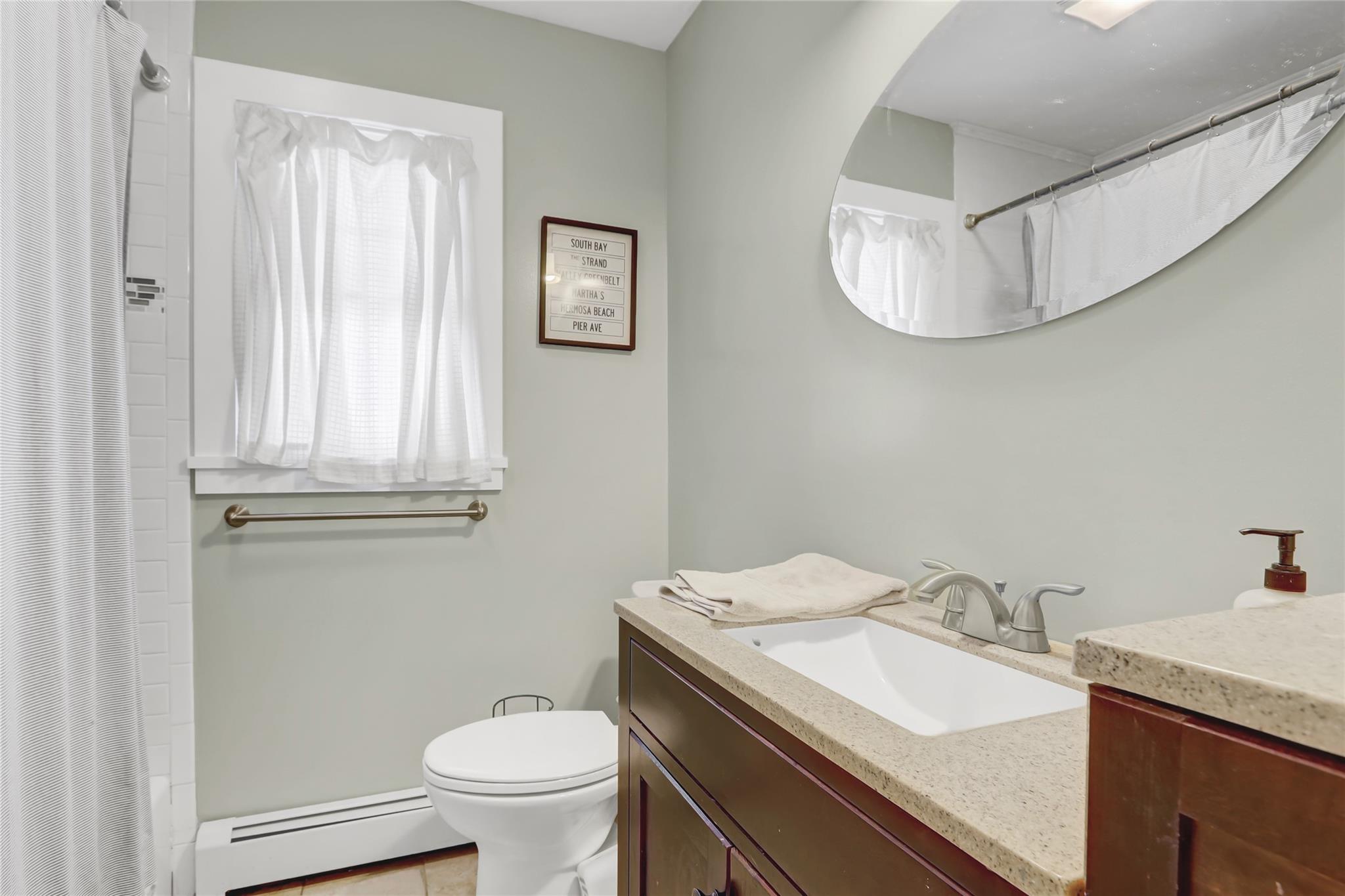 19 W Emma Street, Bethpage, New York image 16