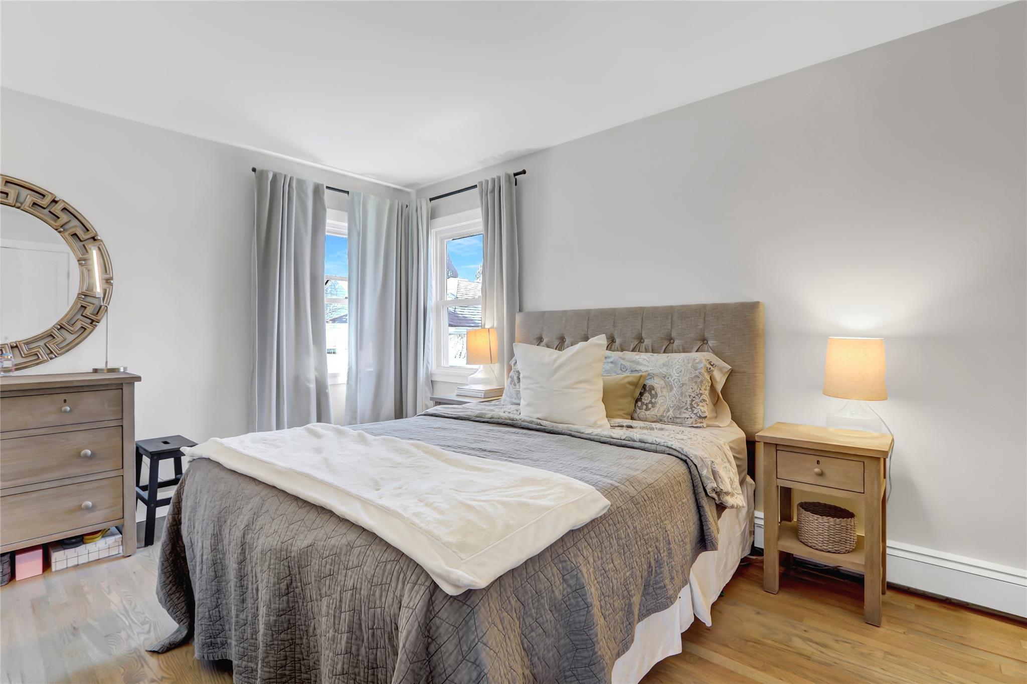 19 W Emma Street, Bethpage, New York image 19
