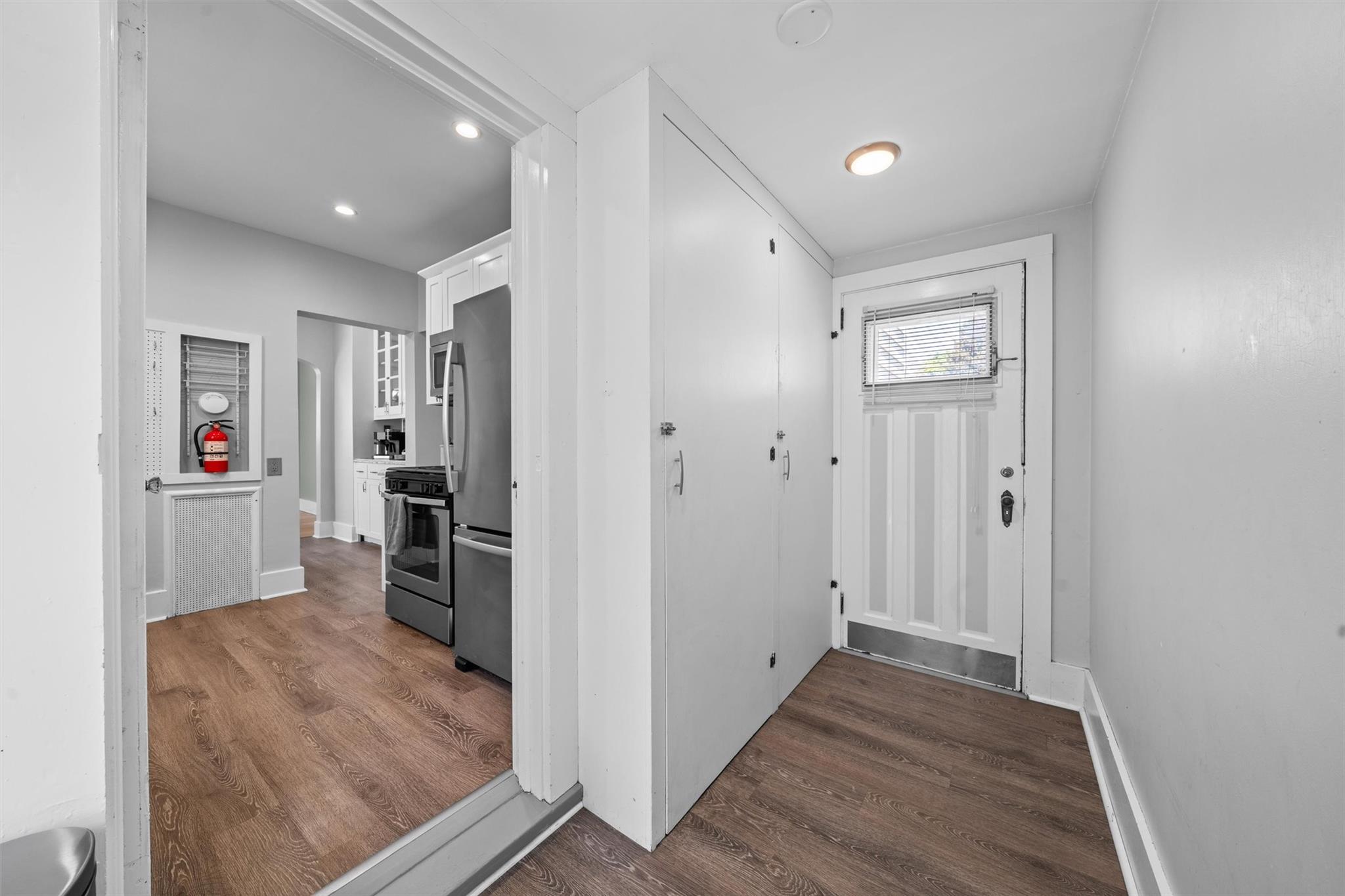 4 W Jackson Avenue, Middletown, New York image 14