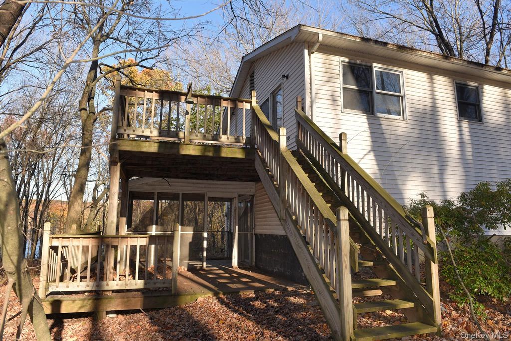 Photo of 610 Mount Airy Road, New Windsor, NY 12553 (MLS # 987038)