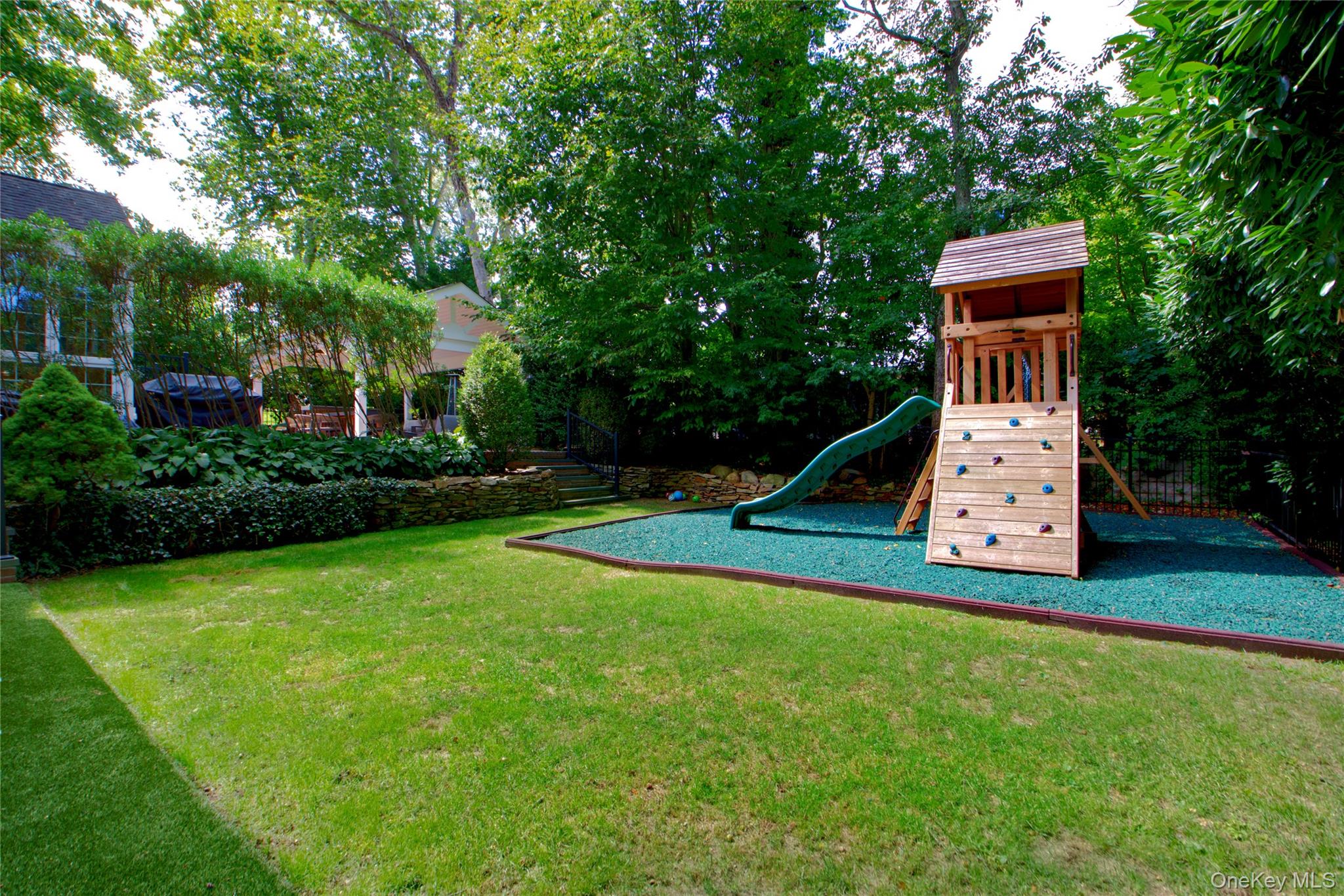 39 Squirrel Hill Road