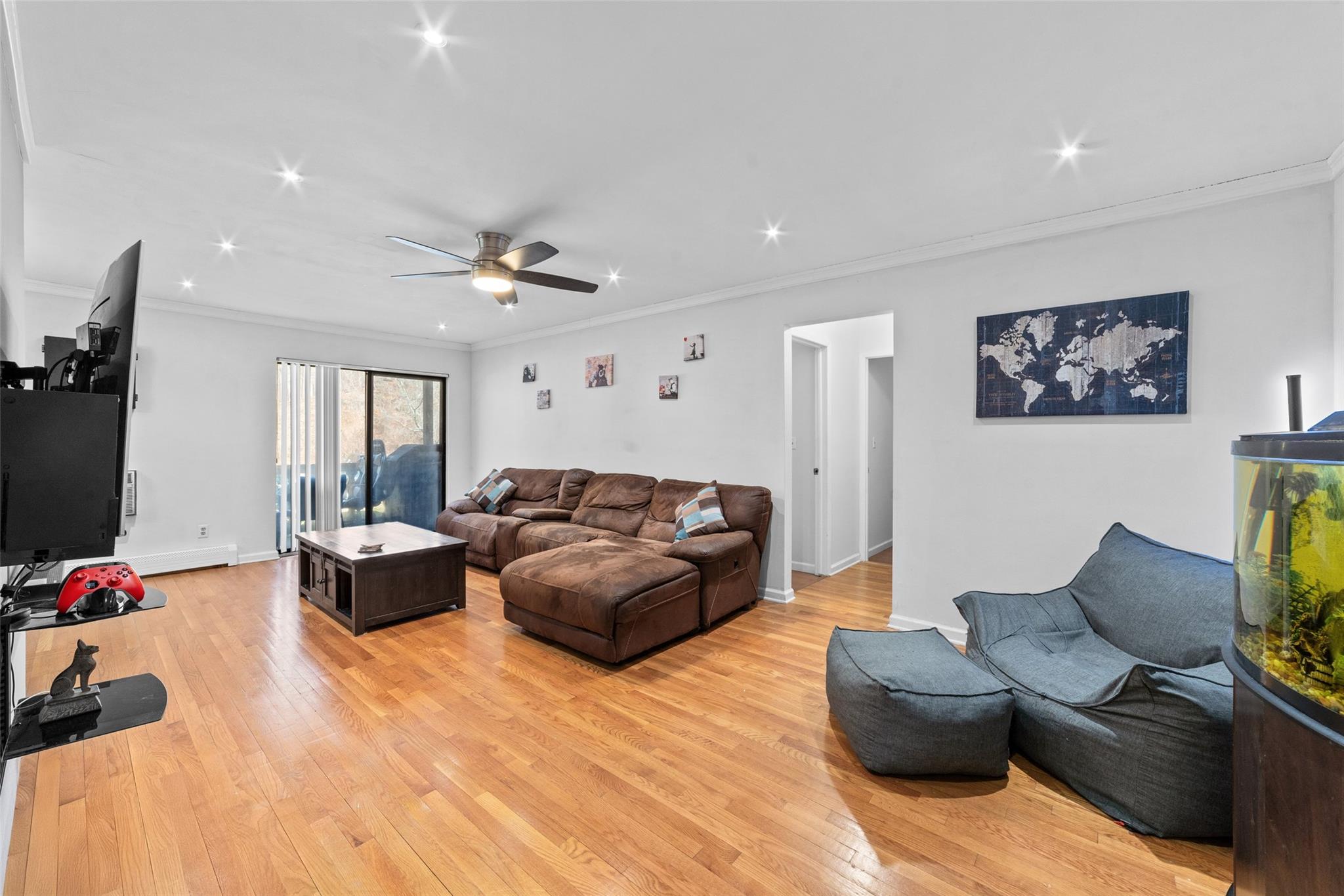 4 Granada Crescent #16, White Plains, New York image 4