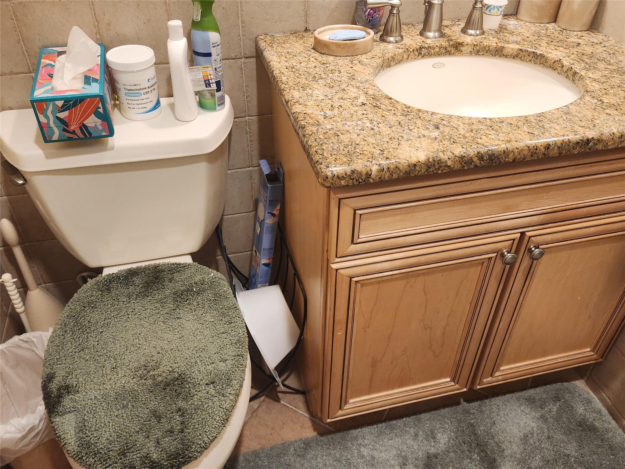 166 Southgate Circle, Massapequa Park, New York image 24