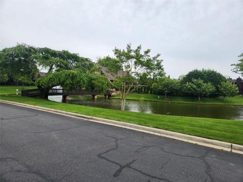 166 Southgate Circle Massapequa Park NY 11762