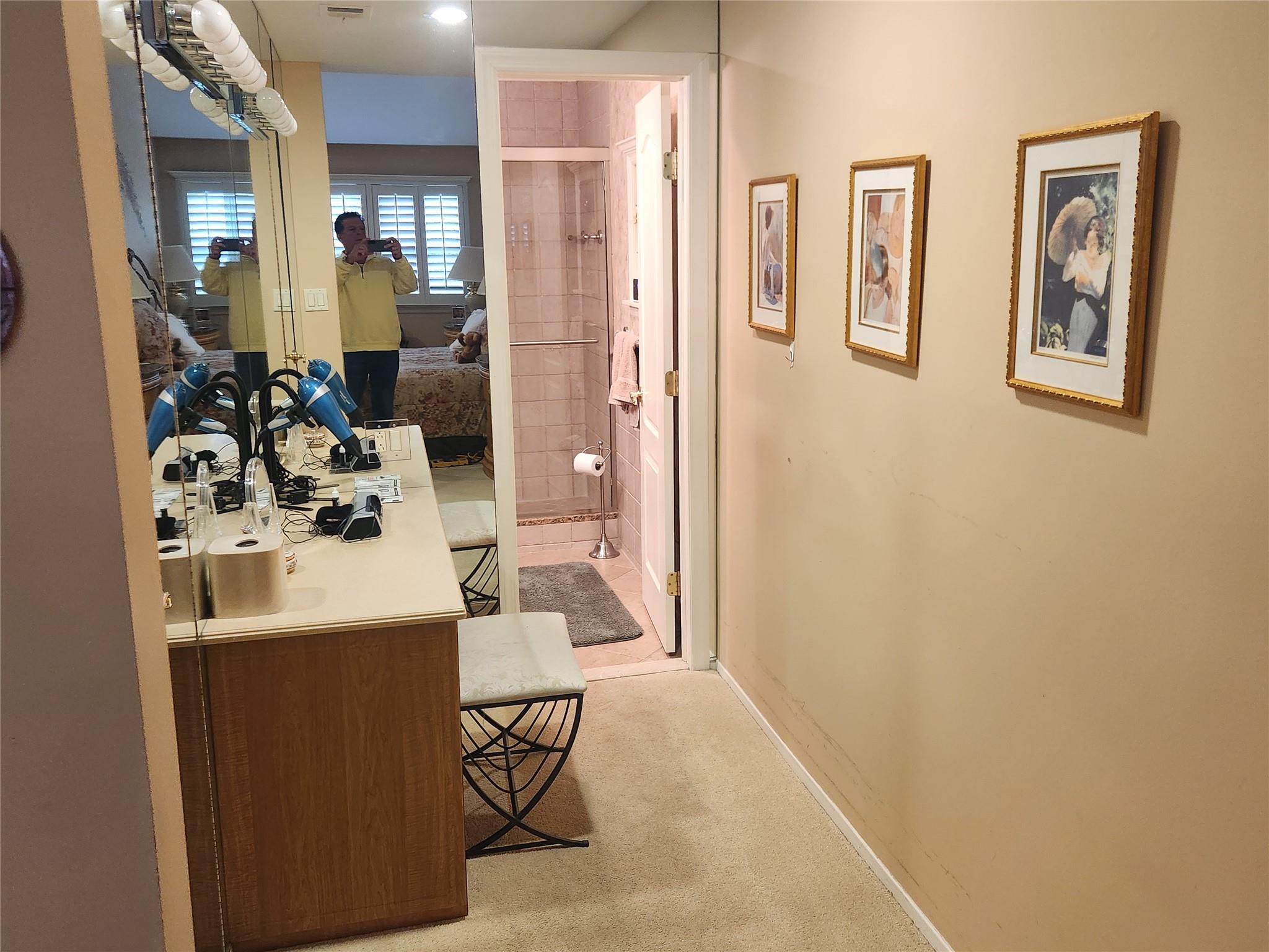 166 Southgate Circle, Massapequa Park, New York image 21