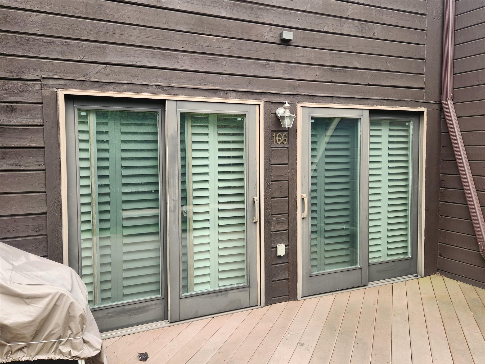 166 Southgate Circle, Massapequa Park, New York image 3