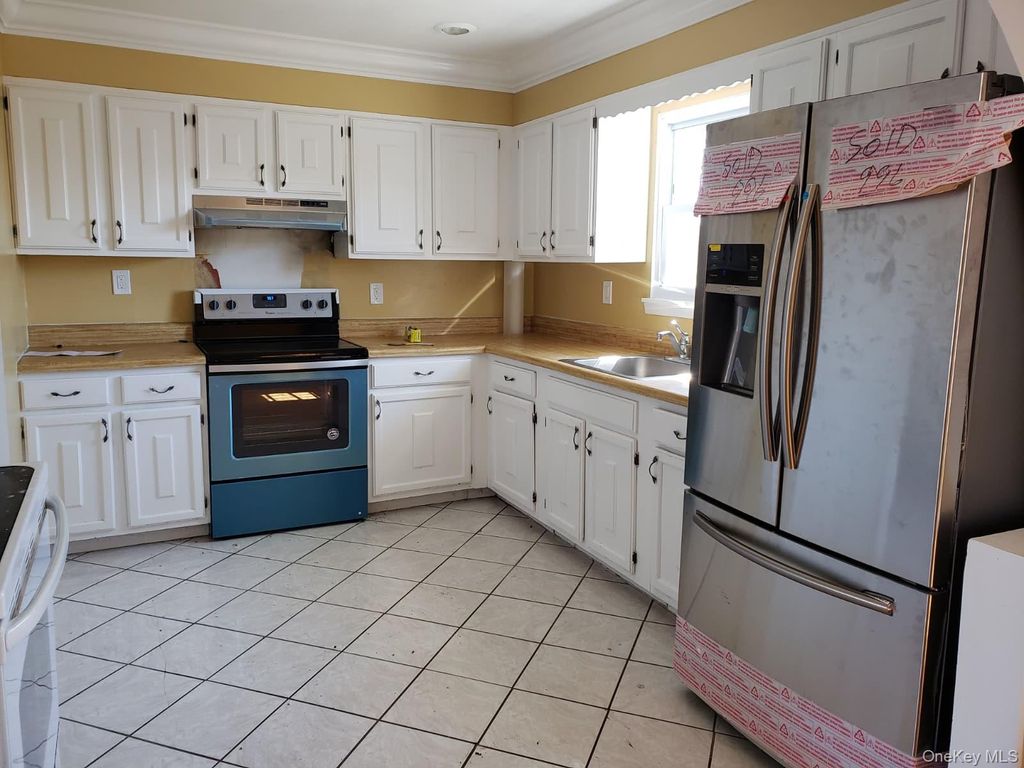 Photo of 38 Sage Street, Central Islip, NY 11722 (MLS # 986855)