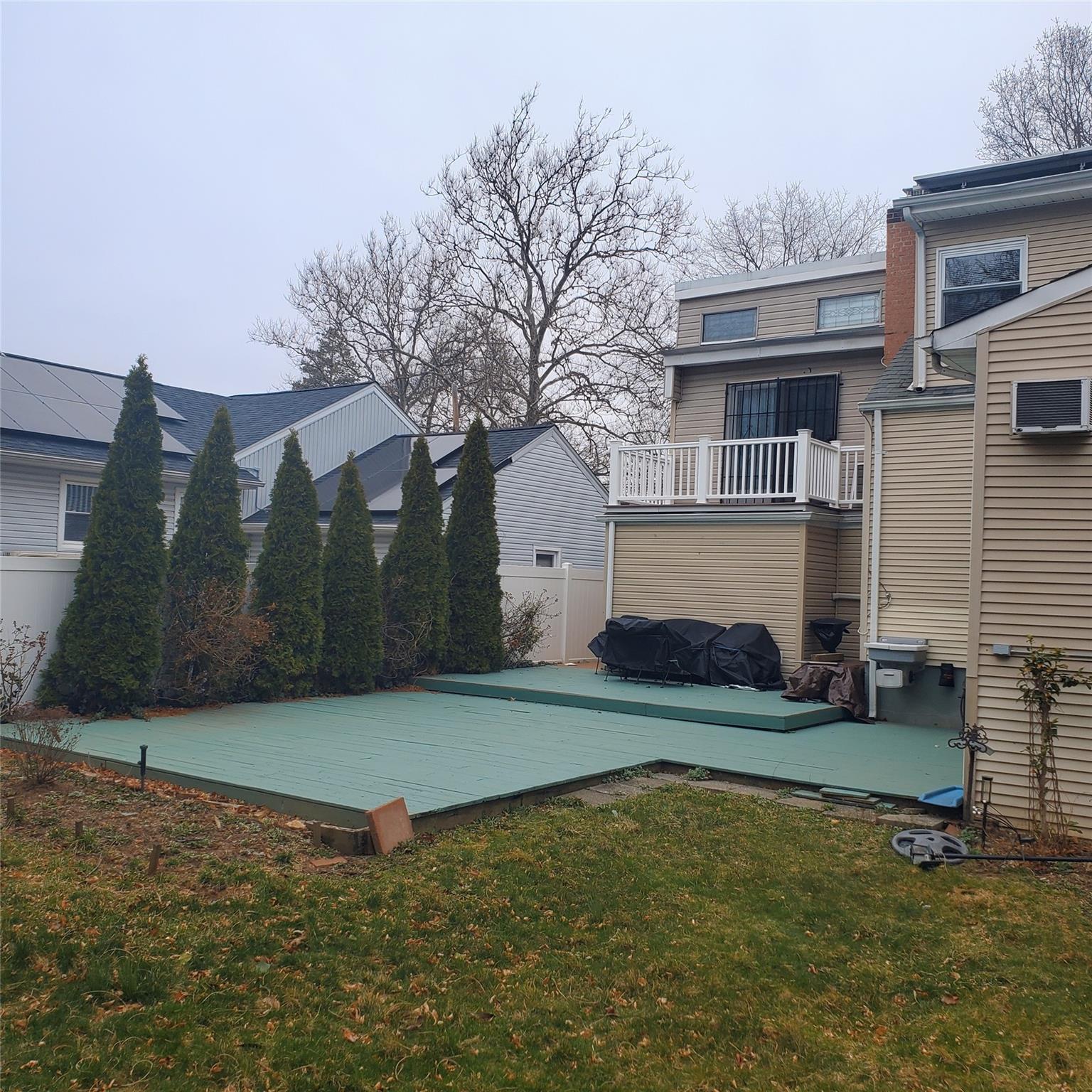 554 Grant Avenue, West Hempstead, New York image 28