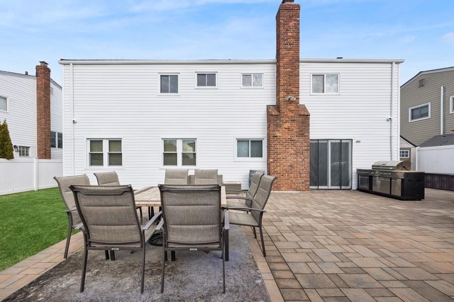 3032 Hewlett Avenue, Merrick, New York image 38