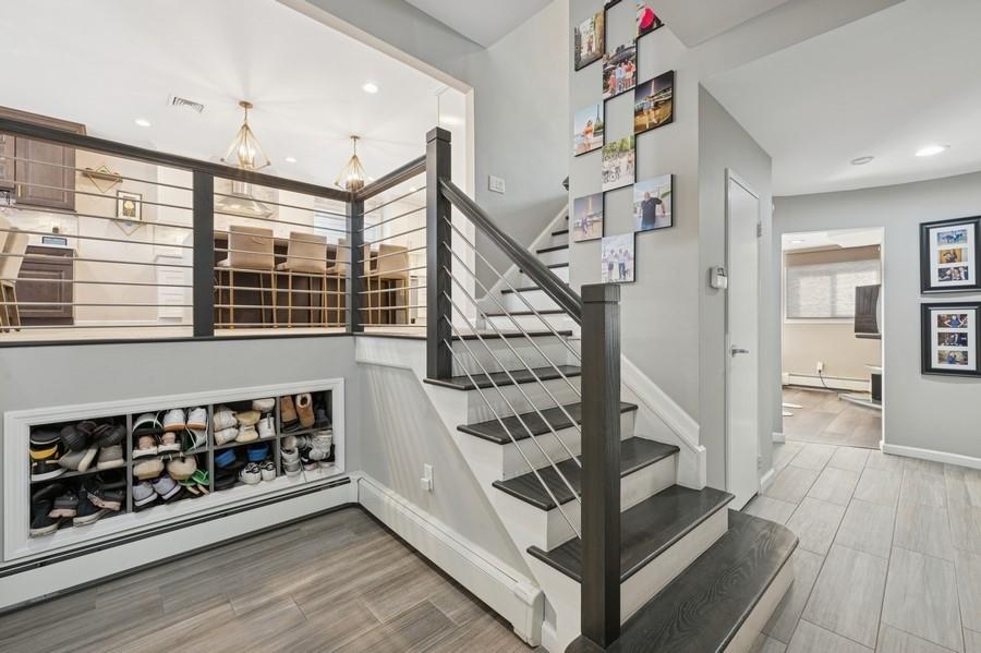 3032 Hewlett Avenue, Merrick, New York image 5