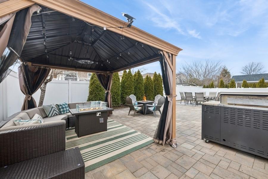 3032 Hewlett Avenue, Merrick, New York image 33