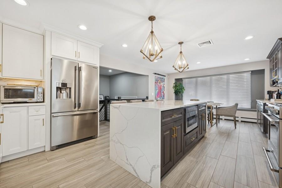 3032 Hewlett Avenue, Merrick, New York image 12