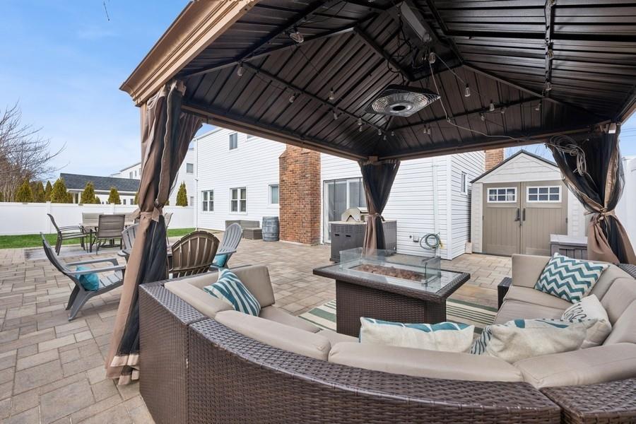 3032 Hewlett Avenue, Merrick, New York image 34