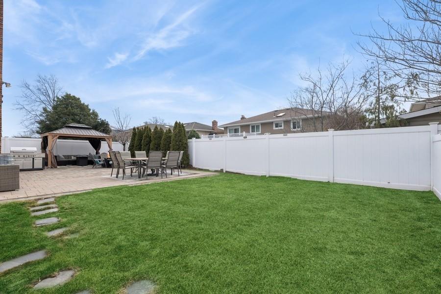 3032 Hewlett Avenue, Merrick, New York image 35